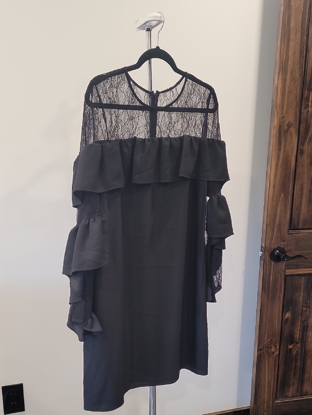 Nicole Miller Black Lace Yoke Ruffle Sleeve Dress